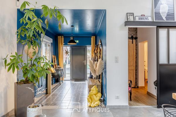Loft de caractère dans une ancienne salle des fêtes, à deux pas de la ville