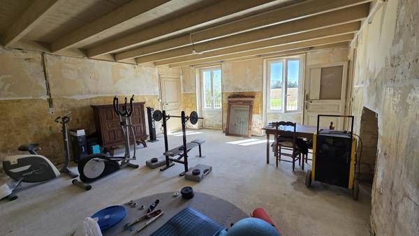 Maison  6 pièce(s)  3 chambre(s)  136.5 m²