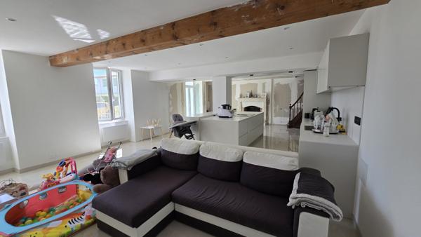 Maison  6 pièce(s)  3 chambre(s)  136.5 m²