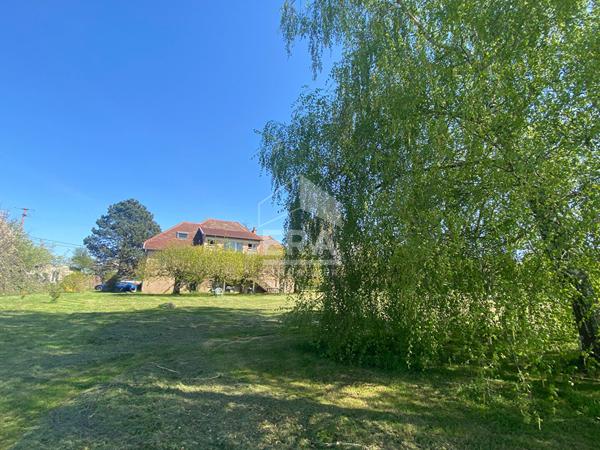 Maison Fretigney Et Velloreille 9 pièce(s) 216 m2