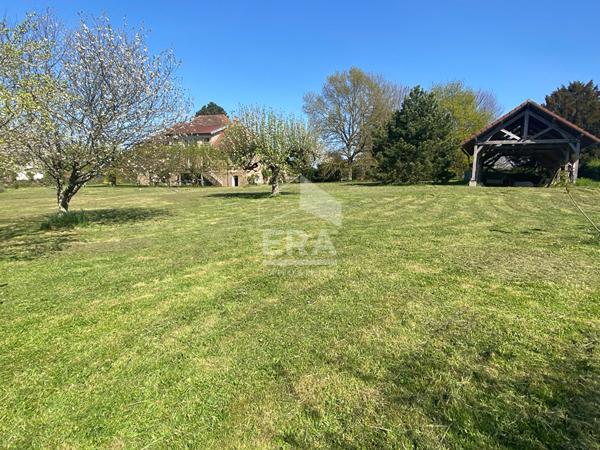 Maison Fretigney Et Velloreille 9 pièce(s) 216 m2