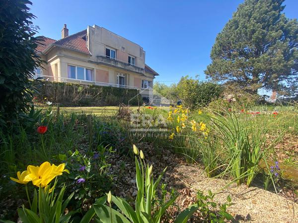 Maison Fretigney Et Velloreille 9 pièce(s) 216 m2