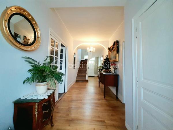 Maison d hote de 304 m²