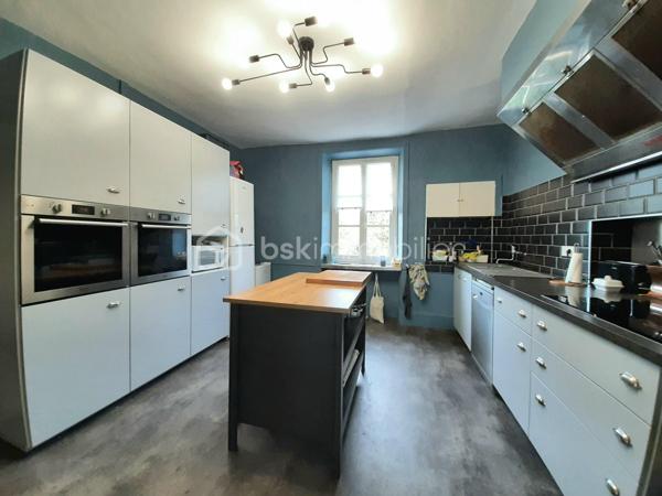 Maison d hote de 304 m²