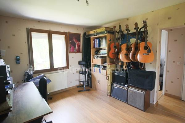 Cousinerie - Maison de 128 m2 4 chambres 1 bureau Proche des lacs