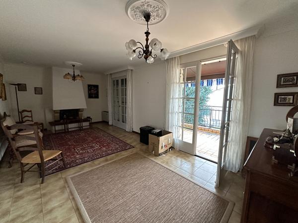 Maison 3 chambres, bureau, sous sol, garage à vendre Montauban 82