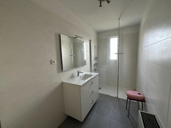 Maison 3 chambres, bureau, sous sol, garage à vendre Montauban 82