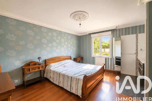 Maison à vendre 10 pièces 492 m² Yvré-l'Évêque