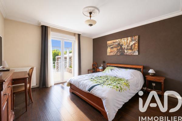 Maison à vendre 10 pièces 492 m² Yvré-l'Évêque