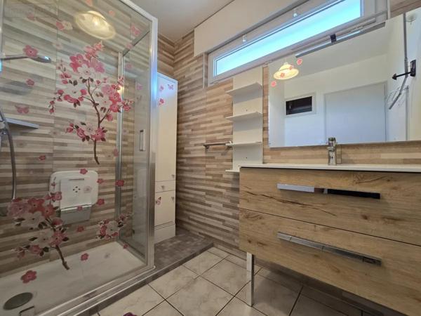 Achat - Appartement Belley 01300 3 pièces 84 m 2 3760 m 2