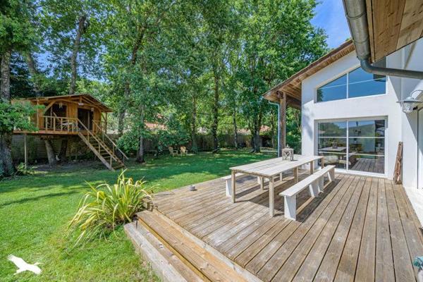 Maison 979 000 € Gujan-Mestras 6 p 223 m² DPE B