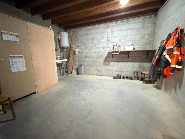 Bâtiment 230 m²