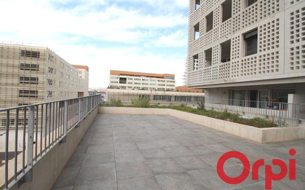 Appartement à vendre    2 pièces • 38 m2 Marseille 2