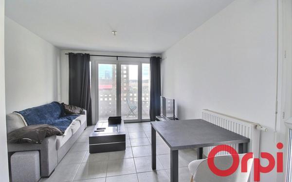 Appartement à vendre    2 pièces • 38 m2 Marseille 2