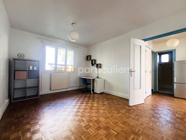 Vente
                Appartement51 m² - 2 Pièces -
                    ORLEANS (45000)