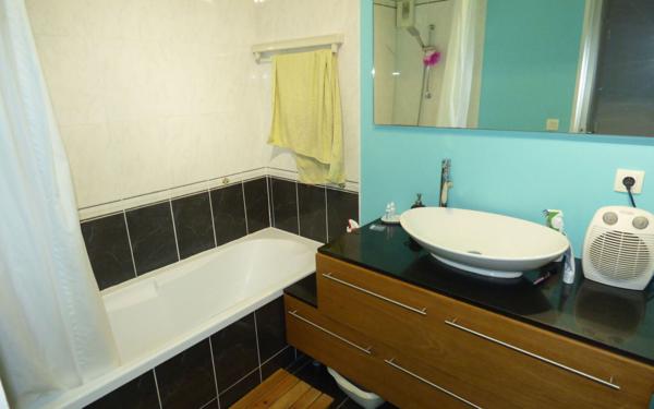 Appartement à vendre    3 pièces • 65,44 m2 Bayonne