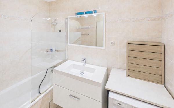 Appartement à vendre    3 pièces • 69,19 m2 La Motte-Servolex