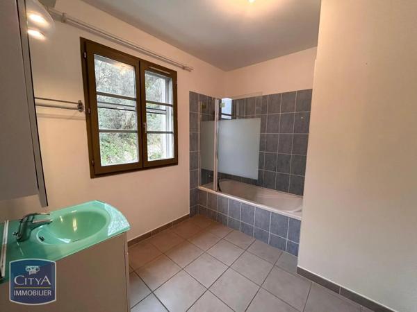 Maison à louer 4 pièces 81.84m²