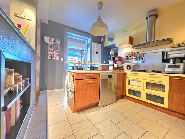 Charmante Maison Avrille 7 pièces 150m²