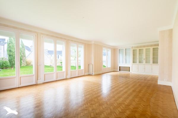 Maison à vendre |                                       Lesneven |                                        9 pièces  |  234 m²
