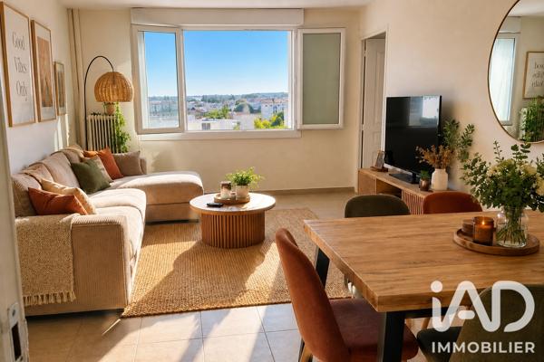Appartement à vendre 4 pièces 64 m² Nîmes