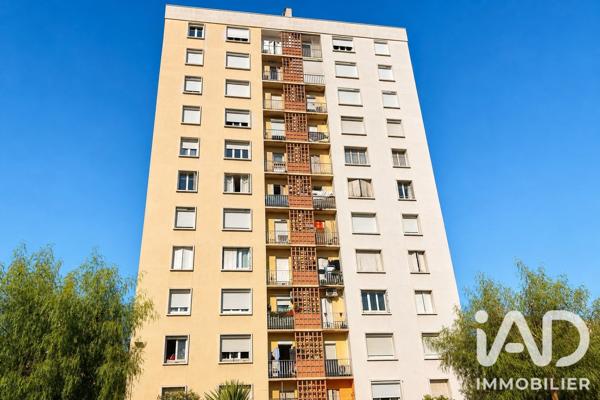 Appartement à vendre 4 pièces 64 m² Nîmes