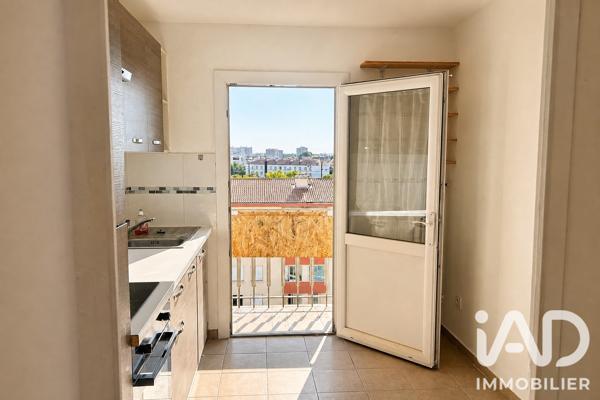 Appartement à vendre 4 pièces 64 m² Nîmes