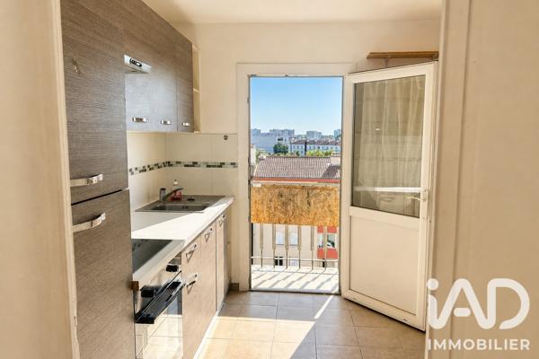 Appartement à vendre 4 pièces 64 m² Nîmes