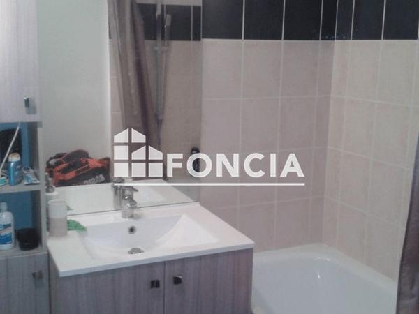 Location Appartement 2 pièces 43.49 m² - 54 RUE ROGER SALENGRO Saint Saulve 59880