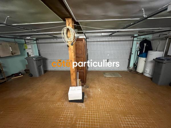 Vente Maison200 m² - 8 Pièces - VILLENEUVE D ASCQ (59650)