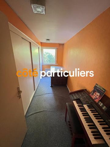 Vente Maison200 m² - 8 Pièces - VILLENEUVE D ASCQ (59650)