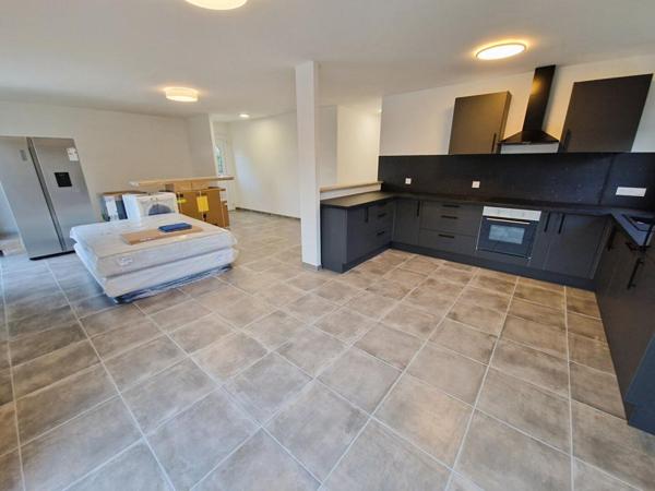 Maison Saint Pierre D'Exideuil 4 pièce(s) 101 m2