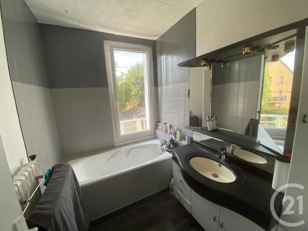 Maison à vendre  7 pièces - 173,43 m 2   LE MANS  - 72