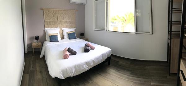 Vente Maison110 m² - 5 Pièces - SAINTE ANNE (97180)