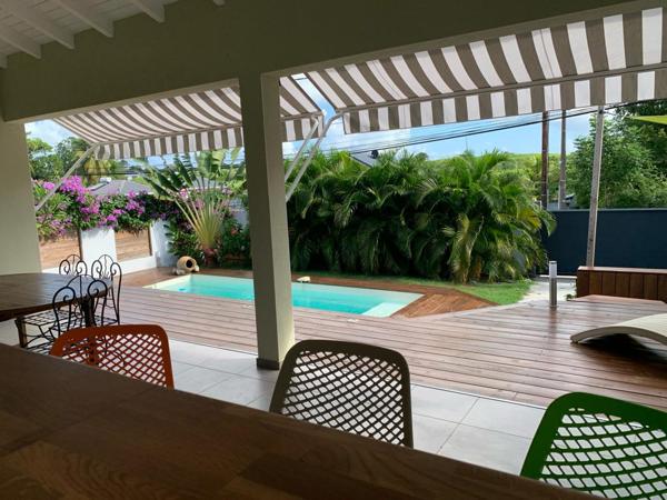 Vente Maison110 m² - 5 Pièces - SAINTE ANNE (97180)