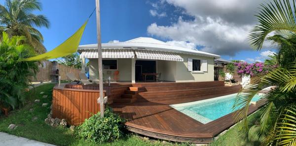 Vente Maison110 m² - 5 Pièces - SAINTE ANNE (97180)