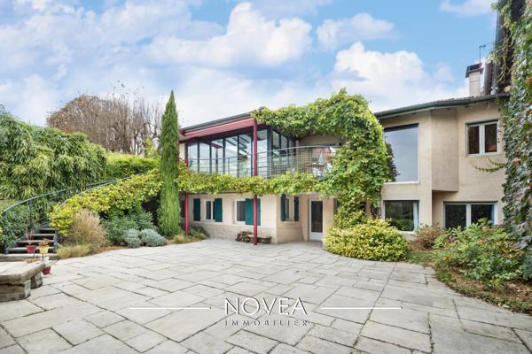 Maison T6 avec jardin et piscine