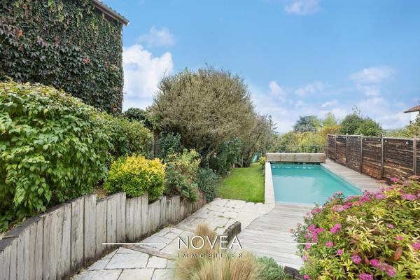 Maison T6 avec jardin et piscine
