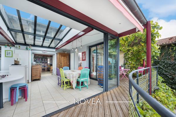 Maison T6 avec jardin et piscine