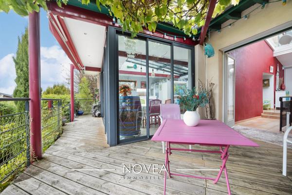 Maison T6 avec jardin et piscine