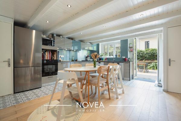 Agréable appartement de type 4 avec terrasse au calme de 40 m2 au coeur d'Oullins