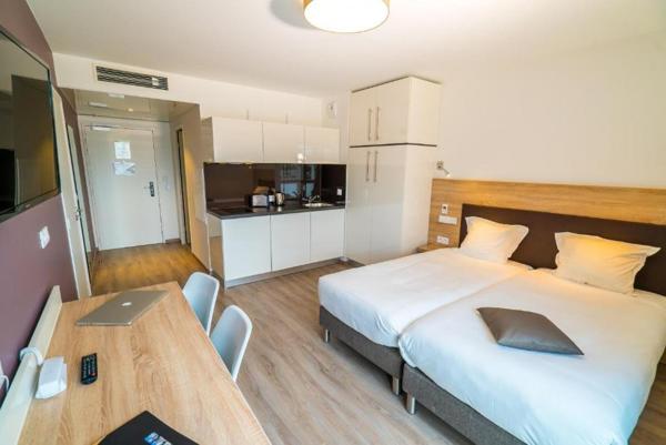 INVESTISSEMENT LOCATIF – CHOISY LE ROI – Résidence  All Suites Appart Hôtel - 5,5 % de rentabilité