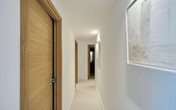 Appartement à louer    4 pièces • 109,56 m2 Cannes