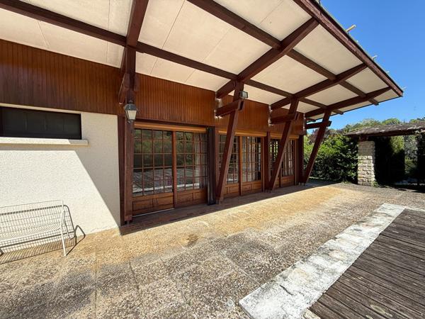 Maison Lons-Le-Saunier 3 pièces / 2 chambres / 92 m² / garage