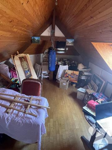 Pavillon d’architecte, 4 chambres, bureau, garage, piscine, jardin 