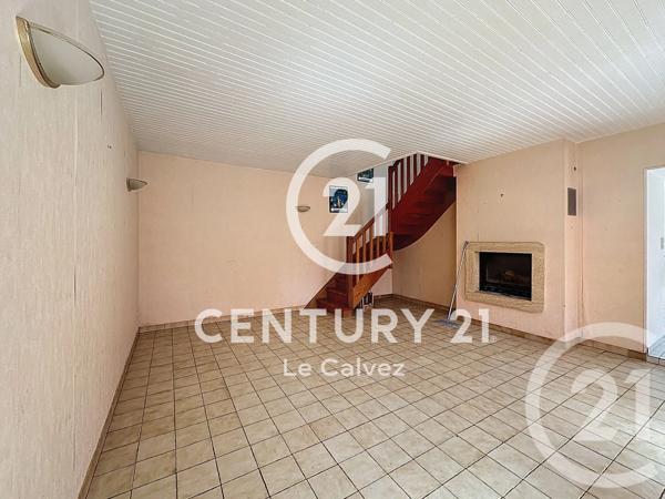 Maison à vendre  8 pièces - 178 m 2   PLOUMAGOAR  - 22