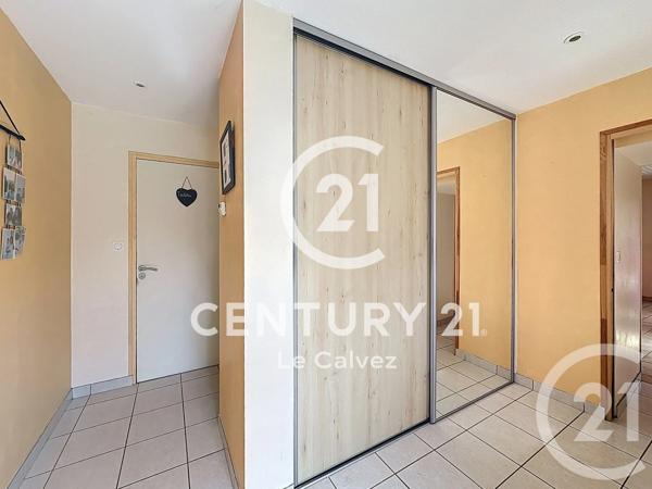 Maison à vendre  8 pièces - 178 m 2   PLOUMAGOAR  - 22