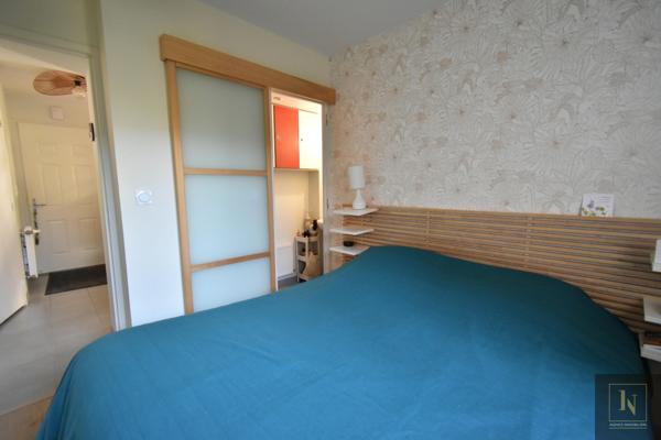 Maison
                                                                                                                                                                                                                                                                                                                        5 pièce(s)                                                                                                                                                                                                          4 chambre(s)                                                                                                                                                                                                          91  m²