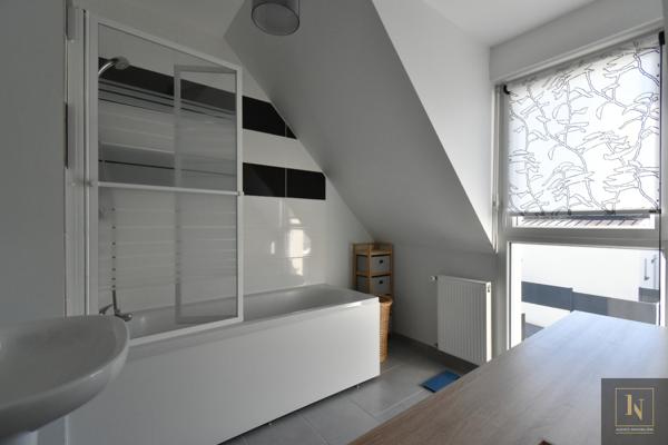 Maison
                                                                                                                                                                                                                                                                                                                        5 pièce(s)                                                                                                                                                                                                          4 chambre(s)                                                                                                                                                                                                          91  m²