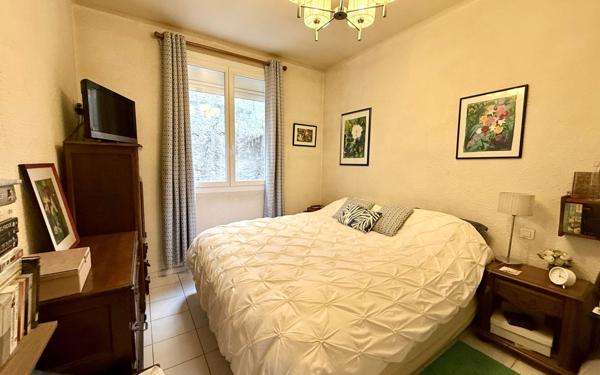 Appartement à vendre    3 pièces • 70 m2 Sète